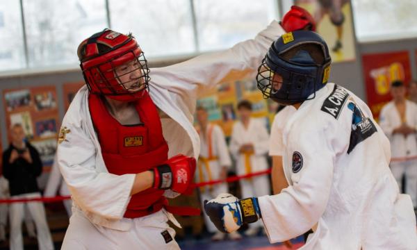 Девятый турнир по армейскому рукопашному бою в Южно-Сахалинске