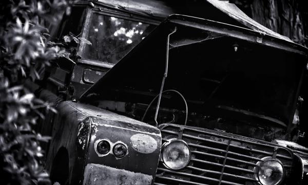 Внедорожник съехал в кювет на трассе Южно-Сахалинск - Оха