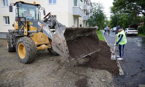 В Южно-Сахалинске благоустроили дворы у 22 многоквартирных домов