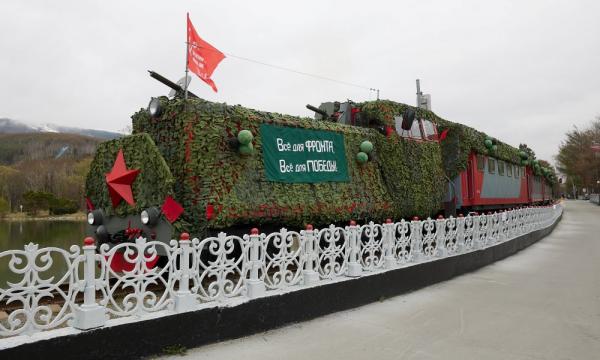 Городской парк Южно-Сахалинска готовят к летнему сезону