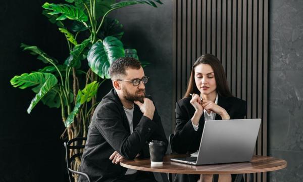 Искусственный интеллект стал чаще помогать сахалинцам во время совещаний