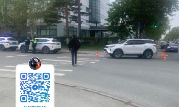 Пенсионерка пострадала под колесами внедорожника на пешеходном переходе в Южно-Сахалинске
