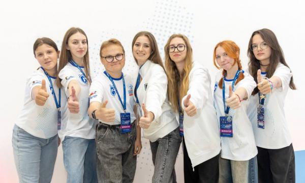 В Южно-Сахалинске активно развивается волонтерское движение В Южно-Сахалинске активно развивается волонтерское движение