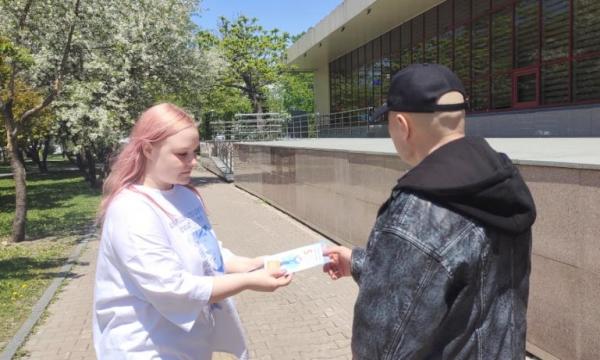 Сахалинцам предложили обменять сигареты на конфеты