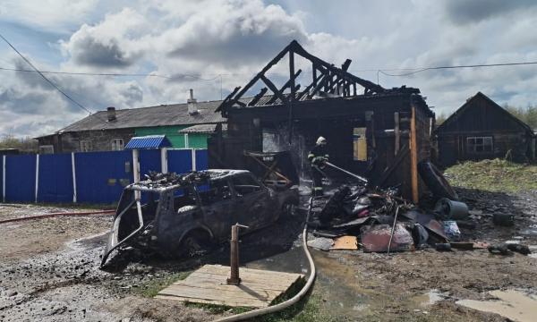 В селе Онор горел гараж