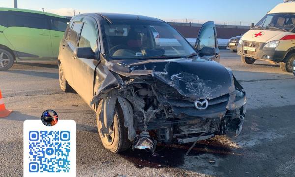 Водитель Toyota Land Cruiser спровоцировал ДТП в Южно-Сахалинске