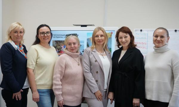 Женские клубы Сахалина: 145 островитянок нашли работу благодаря кадровым центрам