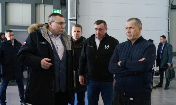 Юрий Трутнев заявил, что ремонтировать энергетическое оборудование необходимо на своей территории
