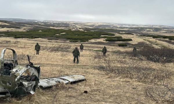 Саперы очищают остров Шумшу от взрывоопасных предметов