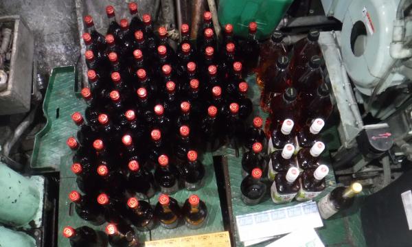 Моряк пытался ввезти на Курилы из Японии контрабандный алкоголь и сигареты