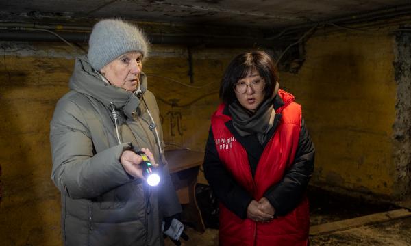 В Южно-Сахалинске проверили подвал, затопленный канализацией