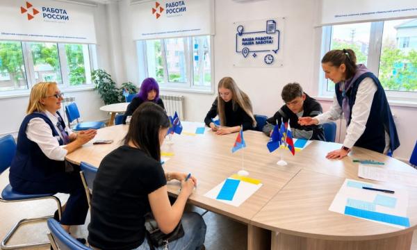 В Невельске открыли молодежный клуб &laquo;Шаг вперед&raquo;