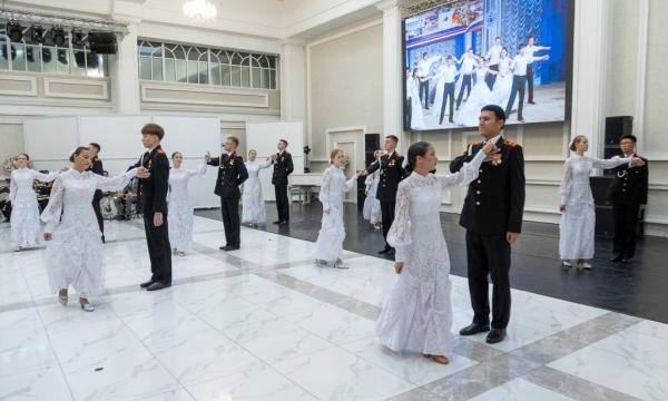 Кадетская школа Южно-Сахалинска отмечает 20-летие