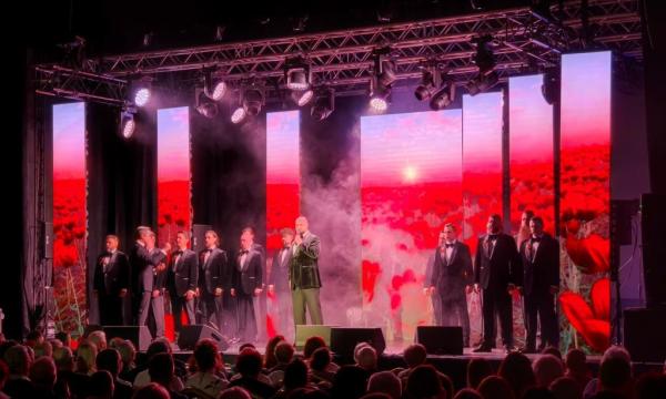 Хор Сретенского монастыря покорил Южно-Сахалинск песнями о Великой Отечественной