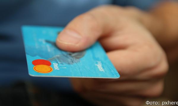 Сотрудница банка на Камчатке заблокировала перевод крупной суммы мошенникам