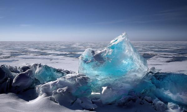 Жителям Сахалина не рекомендуют выходить на лед в заливе Мордвинова 5 февраля
