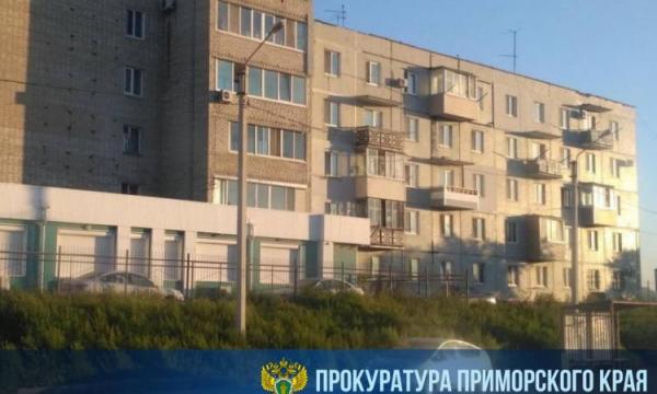 В Приморье подросток упал в вентиляционную шахту