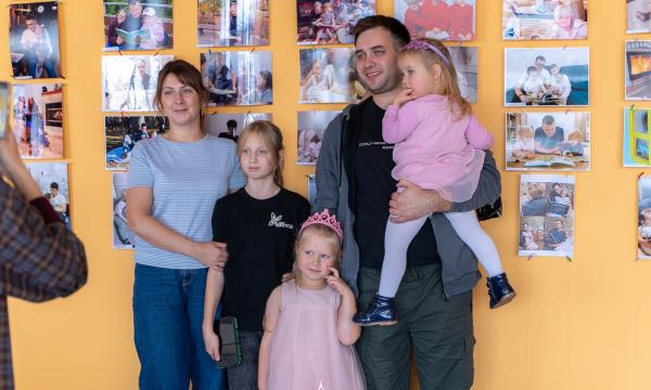 В Южно-Сахалинске наградили участников конкурса "Читающий папа" В Южно-Сахалинске наградили участников конкурса "Читающий папа"
