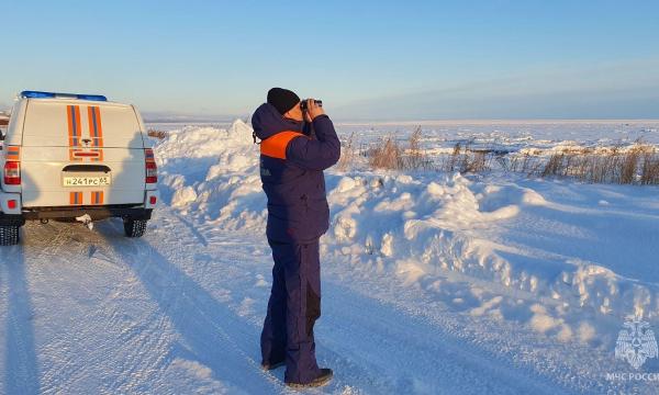 В районе села Стародубское образовалась трещина на льду