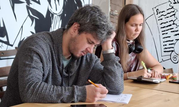 Сахалинские литераторы обсудили творчество современников