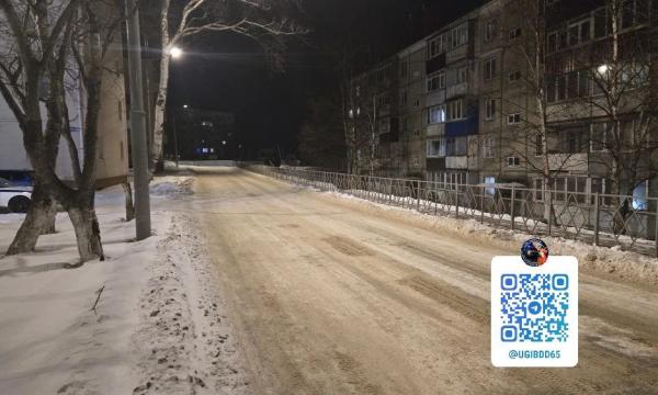 В Корсакове водитель сбил пешехода и скрылся с места ДТП