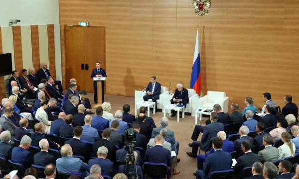 Поддержка участников СВО, семей с детьми, пенсионеров: "Единая Россия" подвела итоги работы фракции в весеннюю сессию Госдумы