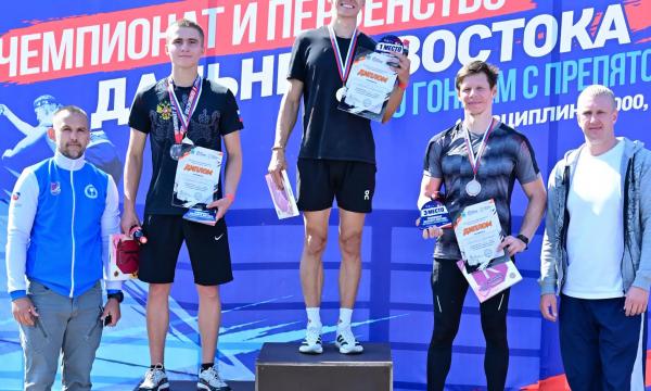Сахалинцы завоевали шесть медалей на чемпионате и первенстве ДФО по гонкам с препятствиями