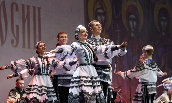 В Южно-Сахалинске отметили День жен-мироносиц торжественным концертом