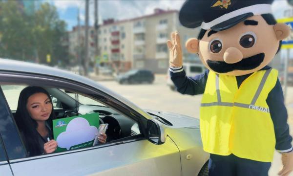 На Сахалине прошла совместная акция ГИБДД и жителей города