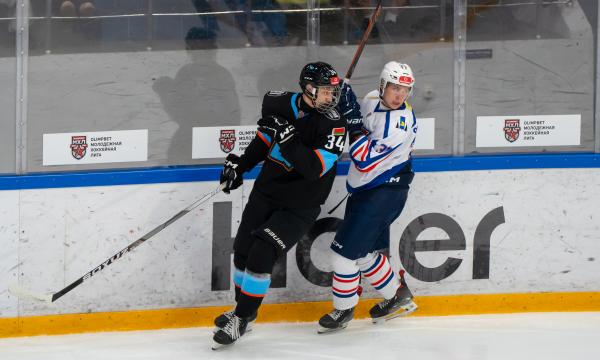 "Сахалинские акулы" проиграли белорусскому клубу в Бобруйске