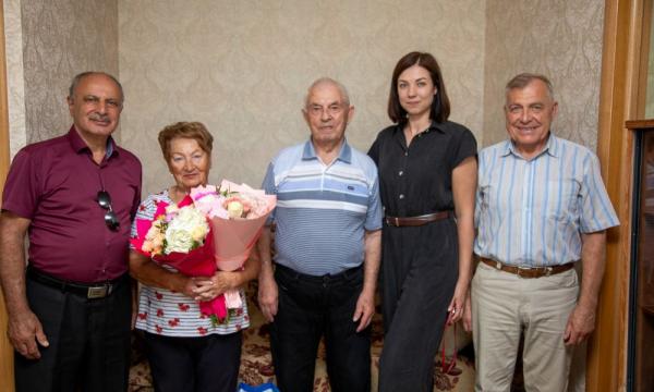 Южно-сахалинские супруги Андреевы отметили 65 лет совместной жизни