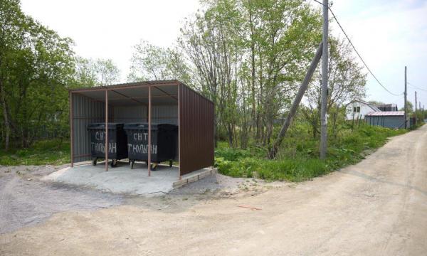 Садовые товарищества Южно-Сахалинска активно обустраивают площадки для сбора мусора