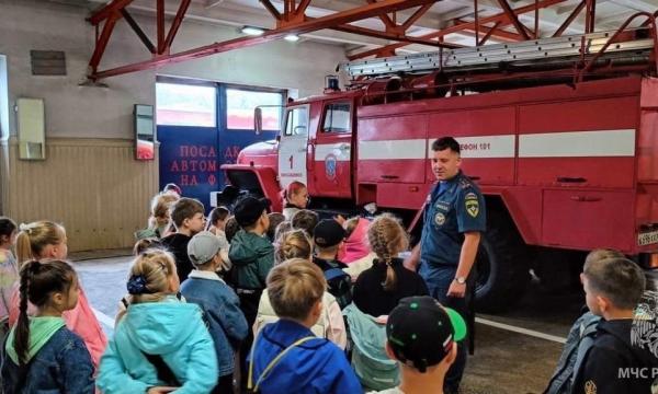 В гостях   у пожарных всегда увлекательно