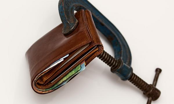 В Сахалинской области инфляция в апреле превысила среднероссийский уровень