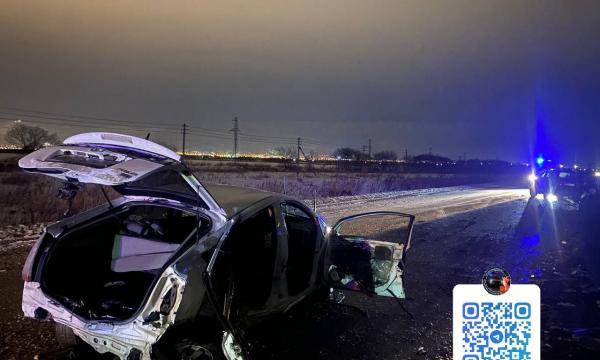 Два автомобиля Toyota столкнулись на трассе Троицкое-Новотроицкое