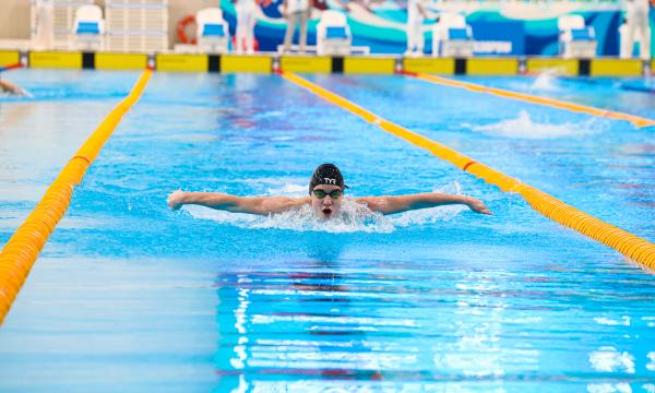 На Сахалине стартовал региональный чемпионат по плаванию