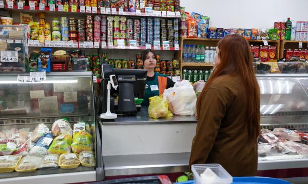 В Южно-Сахалинске продолжают мониторинг цен в социальных магазинах