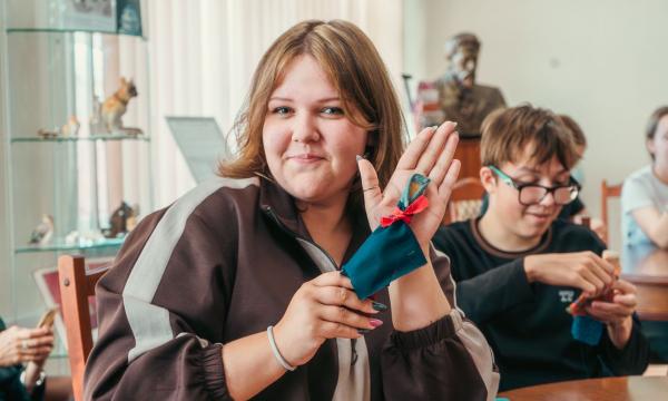 Будущие гиды Сахалина изучили секреты русских народных промыслов