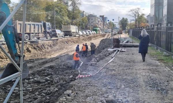 В Южно-Сахалинске оштрафовали подрядчика, ремонтирующего проспект Мира