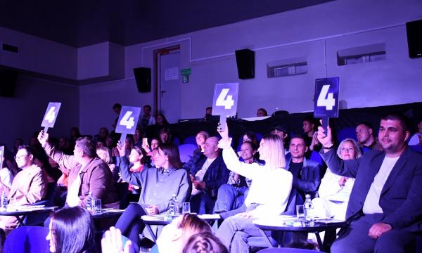 Четвертьфинал Сахалинской лиги КВН прошел в Поронайске