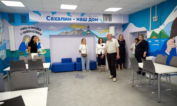 Межведомственная комиссия начала инспекцию школ Южно-Сахалинска перед новым учебным годом