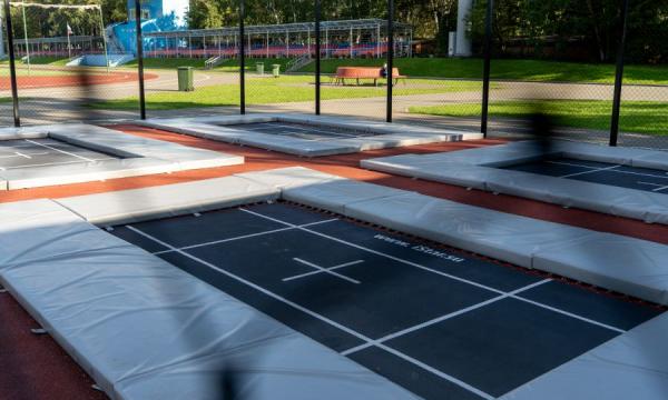 В парке Южно-Сахалинска открывается новая зона батутов