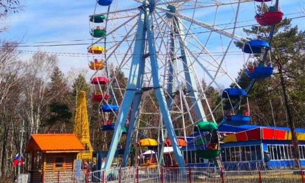В парке Южно-Сахалинска планируют обновить зону аттракционов