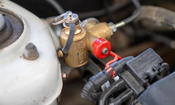 Южносахалинцы активно переводят автомобили на газ Южносахалинцы активно переводят автомобили на газ