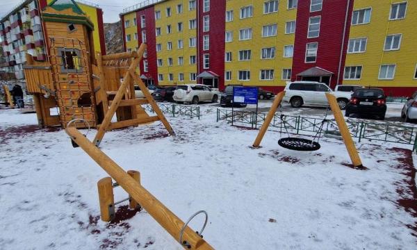 Сахалинские города получили новые детские площадки и зоны отдыха
