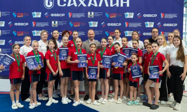 На Сахалине определили лидеров в синхронном плавании