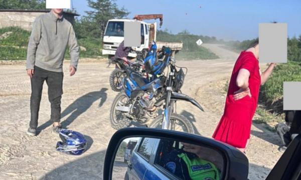 В Охе задержали двух подростков на незарегистрированных мотоциклах