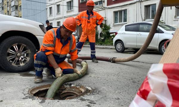 «РВК-Сахалин» устранил 2727 засоров канализации за 10 месяцев