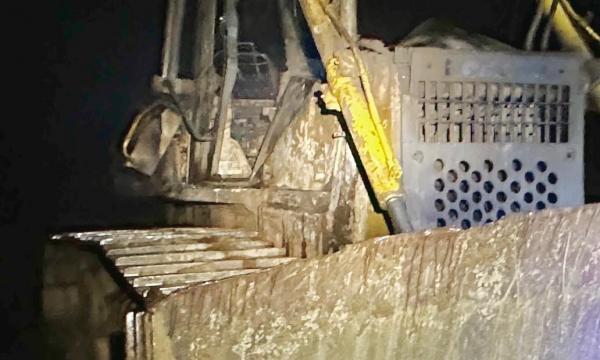 Пожарные ликвидировали возгорание бульдозера на трассе Южно-Сахалинск - Холмск