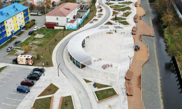 Набережная реки Корсаковка обзаведется комнатой матери и ребенка Набережная реки Корсаковка обзаведется комнатой матери и ребенка